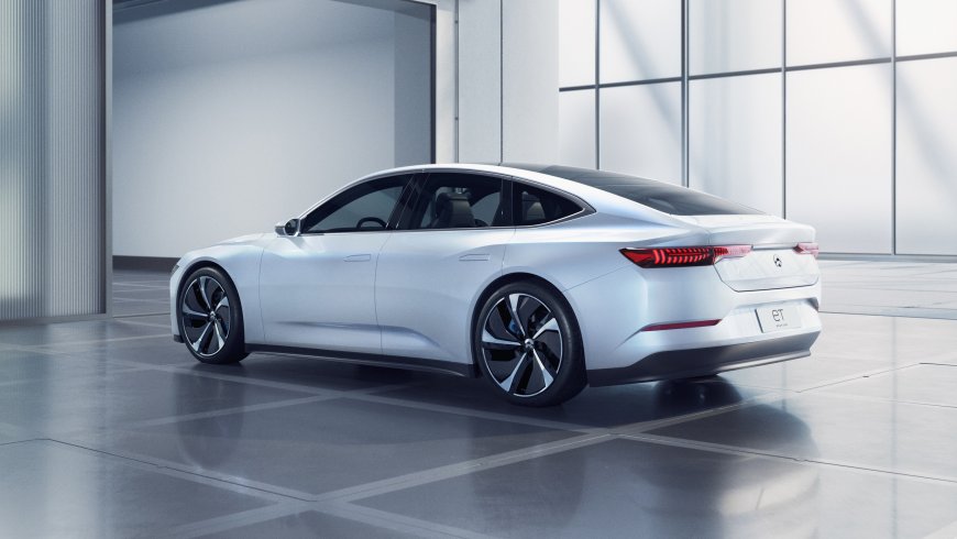 Nio's New Electric Car Takes On Luxury Rivals Maybach and Panamera