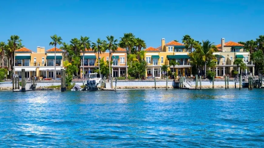 Florida Home Prices Are Falling — Is It Smart to Buy Now in 2025?